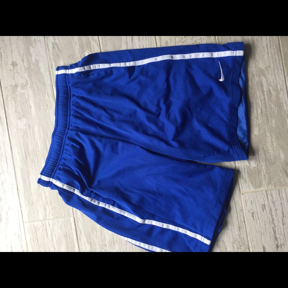 Athletic shorts